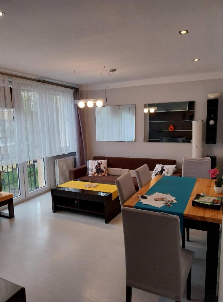 Apartament Orla Chata Świnoujście Exteriör bild